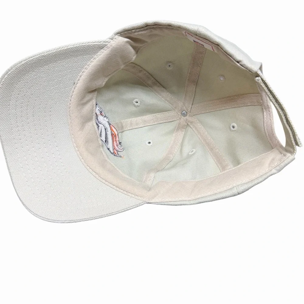 Denver Broncos NFL Football Hat Cap Cream Beige Embroidered Logo Dad Hat
